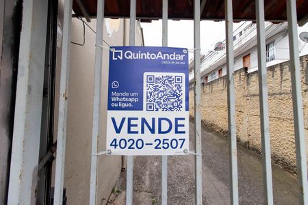 Casa à venda com 190m², 5 quartos e 4 vagas Casa à venda com 190m², 5 quartos e 4 vagasPlaca