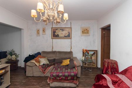 Casa à venda com 190m², 5 quartos e 4 vagas Casa à venda com 190m², 5 quartos e 4 vagasSala