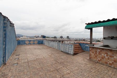 Casa à venda com 190m², 5 quartos e 4 vagas Casa à venda com 190m², 5 quartos e 4 vagasCobertura