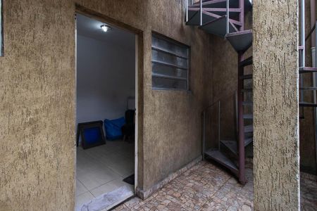 Casa à venda com 190m², 5 quartos e 4 vagas Casa à venda com 190m², 5 quartos e 4 vagasVaranda da Suíte 4