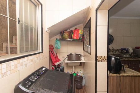 Casa à venda com 190m², 5 quartos e 4 vagas Casa à venda com 190m², 5 quartos e 4 vagasÁrea de Serviço