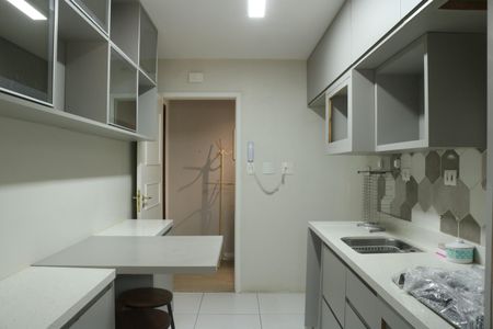 Apartamento à venda com 78m², 2 quartos e 1 vagaCozinha