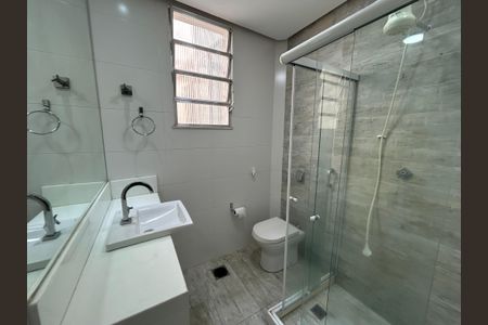 Apartamento à venda com 79m², 2 quartos e sem vagaBanheiro