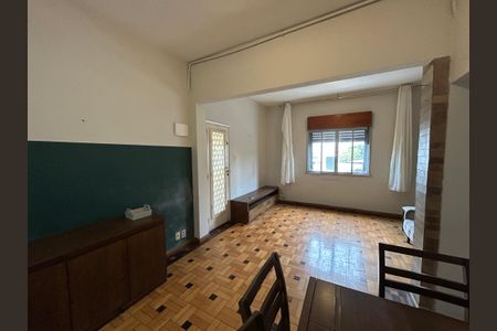 Apartamento à venda com 79m², 2 quartos e sem vagaSala