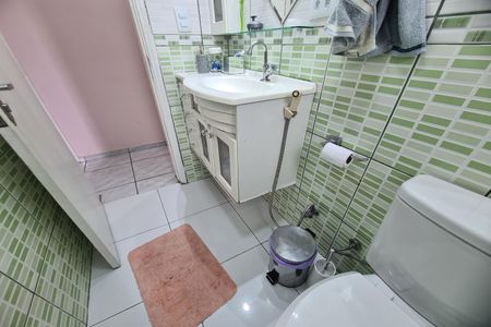 Apartamento à venda com 74m², 4 quartos e 1 vaga Apartamento à venda com 74m², 4 quartos e 1 vagaBanheiro 1