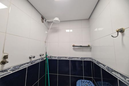 Apartamento à venda com 74m², 4 quartos e 1 vaga Apartamento à venda com 74m², 4 quartos e 1 vagaBanheiro 2