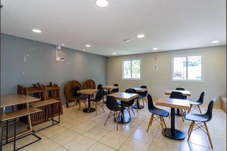 Apartamento para alugar com 63m², 2 quartos e 1 vagaÁrea comum - Salão de festas