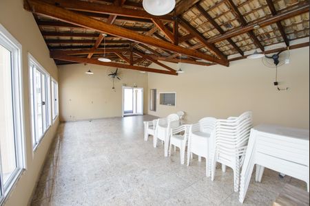 Apartamento para alugar com 57m², 2 quartos e 1 vagaÁrea comum - Salão de festas