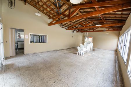 Apartamento para alugar com 57m², 2 quartos e 1 vagaÁrea comum - Salão de festas