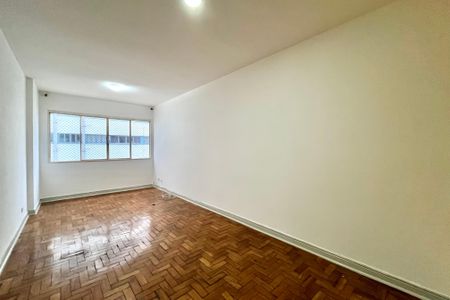 Apartamento à venda com 70m², 3 quartos e 1 vaga Apartamento à venda com 70m², 3 quartos e 1 vagaSala