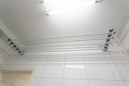 Apartamento à venda com 93m², 3 quartos e 2 vagas Apartamento à venda com 93m², 3 quartos e 2 vagasÁrea de Serviço - Varal