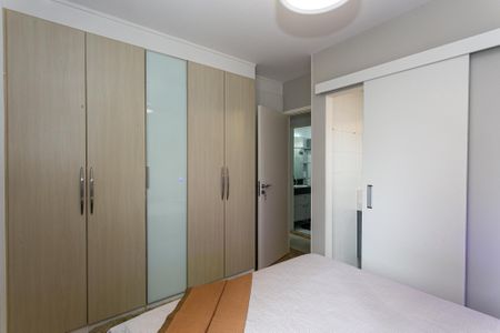 Apartamento à venda com 93m², 3 quartos e 2 vagas Apartamento à venda com 93m², 3 quartos e 2 vagasSuíte