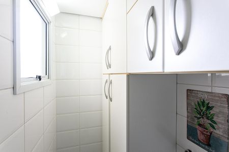 Apartamento à venda com 93m², 3 quartos e 2 vagas Apartamento à venda com 93m², 3 quartos e 2 vagasÁrea de Serviço