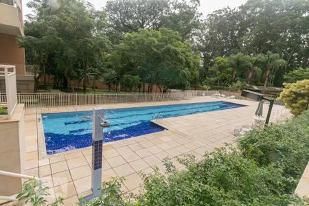 Apartamento à venda com 93m², 3 quartos e 2 vagas Apartamento à venda com 93m², 3 quartos e 2 vagasÁrea comum - Piscina