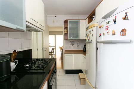 Apartamento à venda com 93m², 3 quartos e 2 vagas Apartamento à venda com 93m², 3 quartos e 2 vagasCozinha