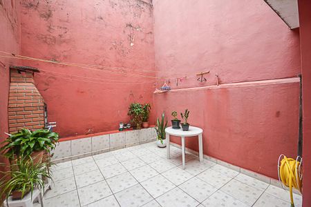 Casa à venda com 80m², 2 quartos e 1 vaga Casa à venda com 80m², 2 quartos e 1 vagaQuintal