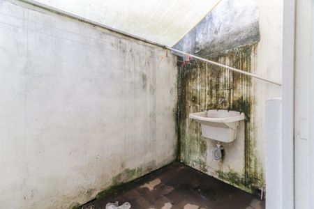 Casa à venda com 90m², 5 quartos e 1 vagaÁrea de Serviço