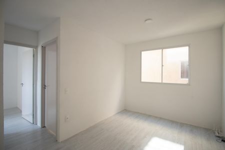 Sala de apartamento para alugar com 2 quartos, 35m² em Trindade, São Gonçalo