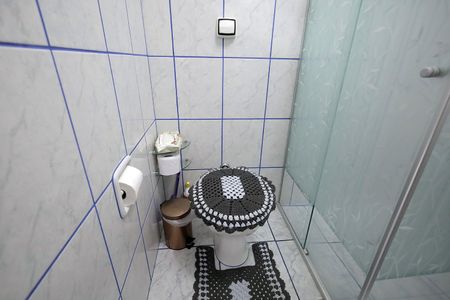 Casa à venda com 65m², 4 quartos e 1 vaga Casa à venda com 65m², 4 quartos e 1 vagaBanheiro Social