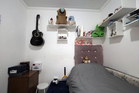 Casa à venda com 65m², 4 quartos e 1 vaga Casa à venda com 65m², 4 quartos e 1 vagaQuarto 4