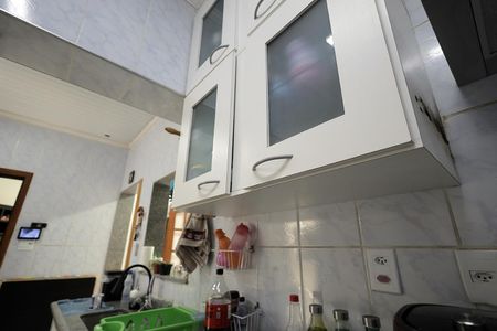 Casa à venda com 65m², 4 quartos e 1 vaga Casa à venda com 65m², 4 quartos e 1 vagaCozinha