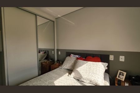 Apartamento à venda com 74m², 3 quartos e 2 vagasSuíte 2