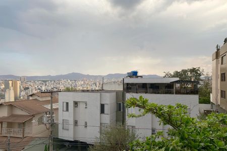 Apartamento à venda com 90m², 3 quartos e 2 vagas Apartamento à venda com 90m², 3 quartos e 2 vagasVista da Sala