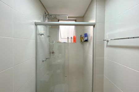 Apartamento à venda com 90m², 3 quartos e 2 vagas Apartamento à venda com 90m², 3 quartos e 2 vagasBanheiro da Suíte