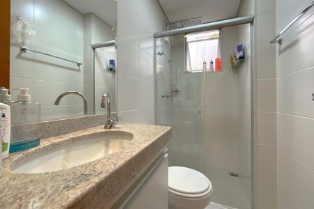 Apartamento à venda com 90m², 3 quartos e 2 vagas Apartamento à venda com 90m², 3 quartos e 2 vagasBanheiro da Suíte