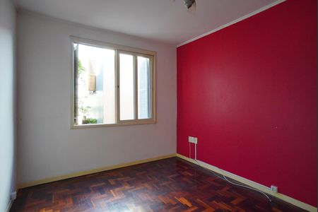 Sala de apartamento para alugar com 3 quartos, 77m² em Petrópolis, Porto Alegre