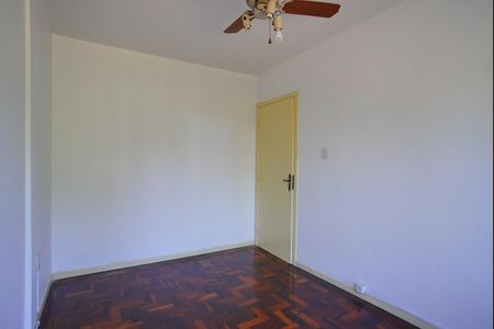 Quarto 2 de apartamento para alugar com 3 quartos, 77m² em Petrópolis, Porto Alegre