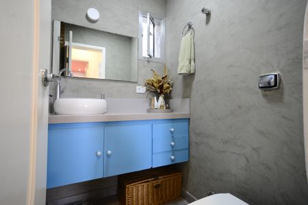 Apartamento à venda com 70m², 3 quartos e 1 vagaBanheiro Social