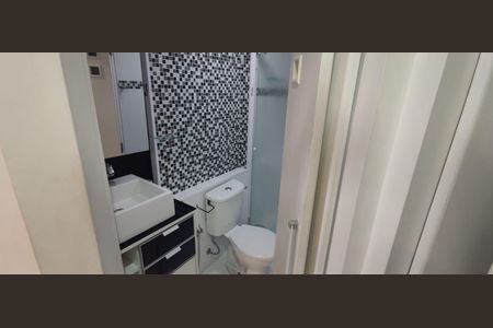 Apartamento à venda com 50m², 2 quartos e 1 vaga Apartamento à venda com 50m², 2 quartos e 1 vagaBanheiro