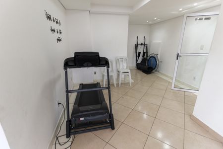 Apartamento à venda com 45m², 2 quartos e 1 vaga Apartamento à venda com 45m², 2 quartos e 1 vagaAcademia