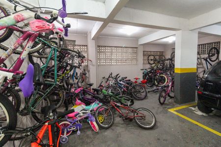 Apartamento à venda com 45m², 2 quartos e 1 vaga Apartamento à venda com 45m², 2 quartos e 1 vagaBicicletário