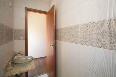 Casa de condomínio para alugar com 70m², 2 quartos e 1 vagaBanheiro da Suíte 1