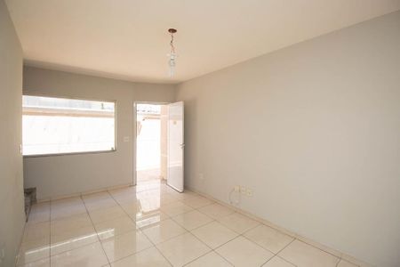 Sala de casa de condomínio para alugar com 2 quartos, 70m² em Horto Florestal, São Paulo