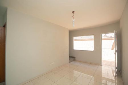 Casa de condomínio para alugar com 70m², 2 quartos e 1 vagaSala