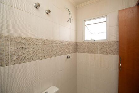 Casa de condomínio para alugar com 70m², 2 quartos e 1 vagaBanheiro da Suíte 2