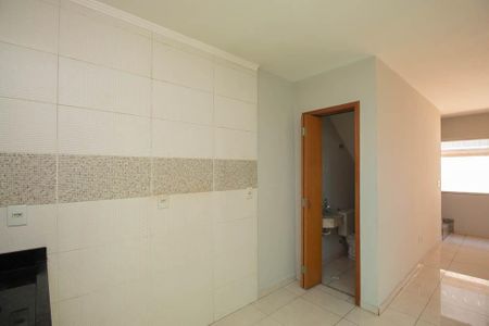 Casa de condomínio para alugar com 70m², 2 quartos e 1 vagaCozinha