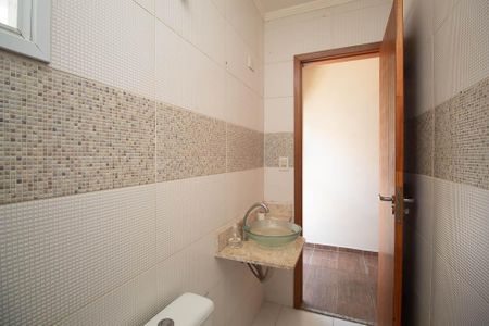 Casa de condomínio para alugar com 70m², 2 quartos e 1 vagaBanheiro da Suíte 1