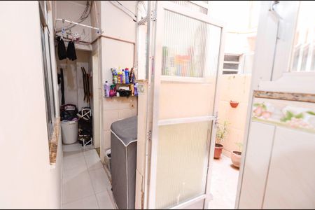 Apartamento à venda com 70m², 2 quartos e sem vagaÁrea de Serviço