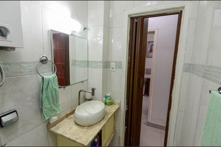 Apartamento à venda com 70m², 2 quartos e sem vagaBanheiro