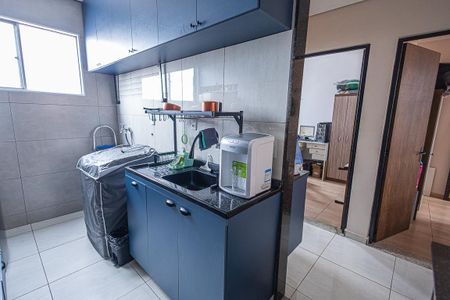 Apartamento à venda com 77m², 2 quartos e 1 vagaCozinha