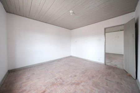 Quarto de casa para alugar com 1 quarto, 50m² em Parque Boturussu, São Paulo