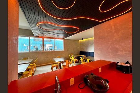 Apartamento à venda com 69m², 2 quartos e 1 vagaÁrea comum