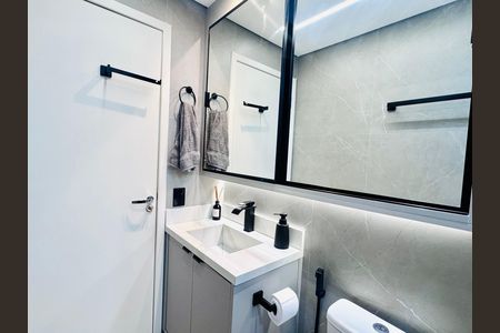 Apartamento à venda com 69m², 2 quartos e 1 vagaBanheiro social