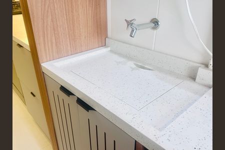 Apartamento à venda com 69m², 2 quartos e 1 vagaÁrea de Serviço