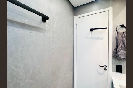 Apartamento à venda com 69m², 2 quartos e 1 vagaBanheiro social