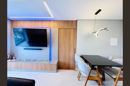 Apartamento à venda com 69m², 2 quartos e 1 vagaSala